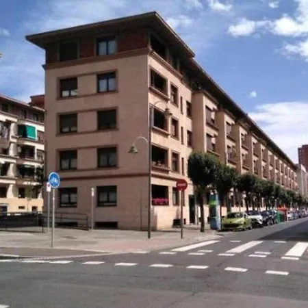 Luminoso Y Bien Ubicado Apartment